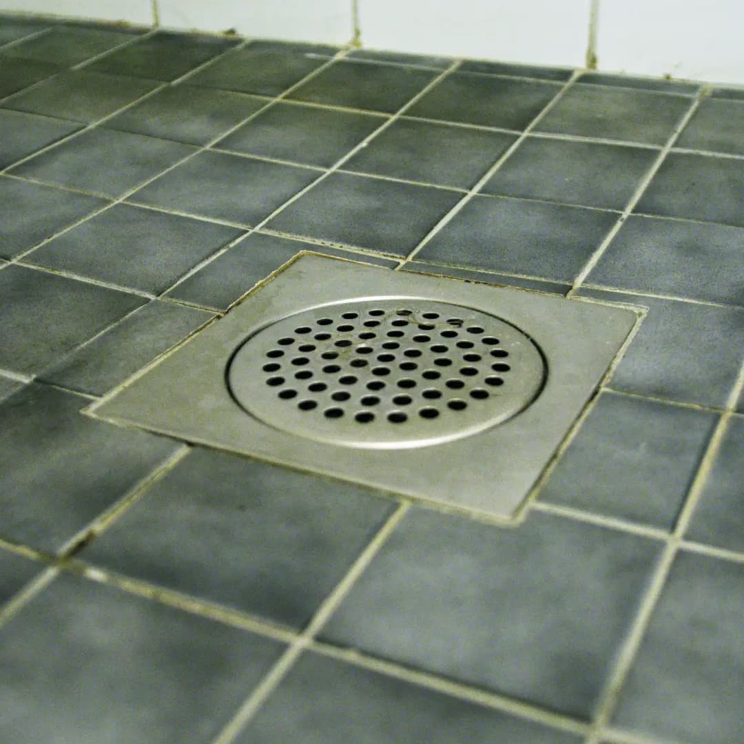 Bathroom before maintenance