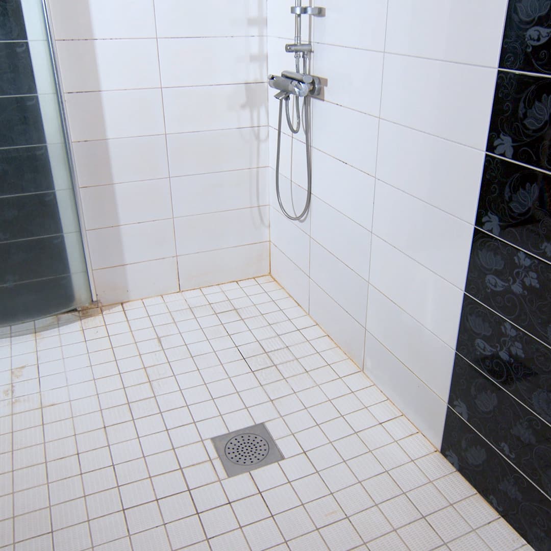 Bathroom before maintenance